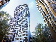 По подсчетам аналитиков компании «Метриум», в I квартале 2026 года в 15 наиболее востребованных массовых проектах «старой» Москвы было заключено 56,5% всех сделок по ДДУ в данном сегменте (-6,1 процентных пунктов за год).